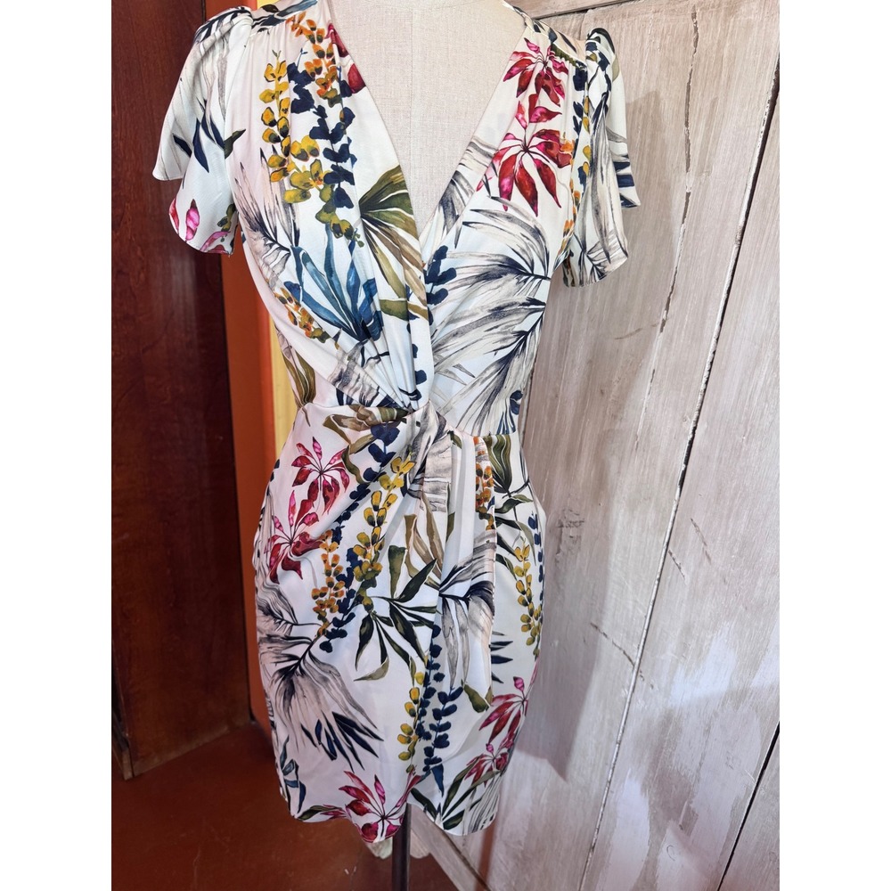 Zara Basic Tropical Floral Twist Front V-Neck Sheath Dress White XS Short Sleeve